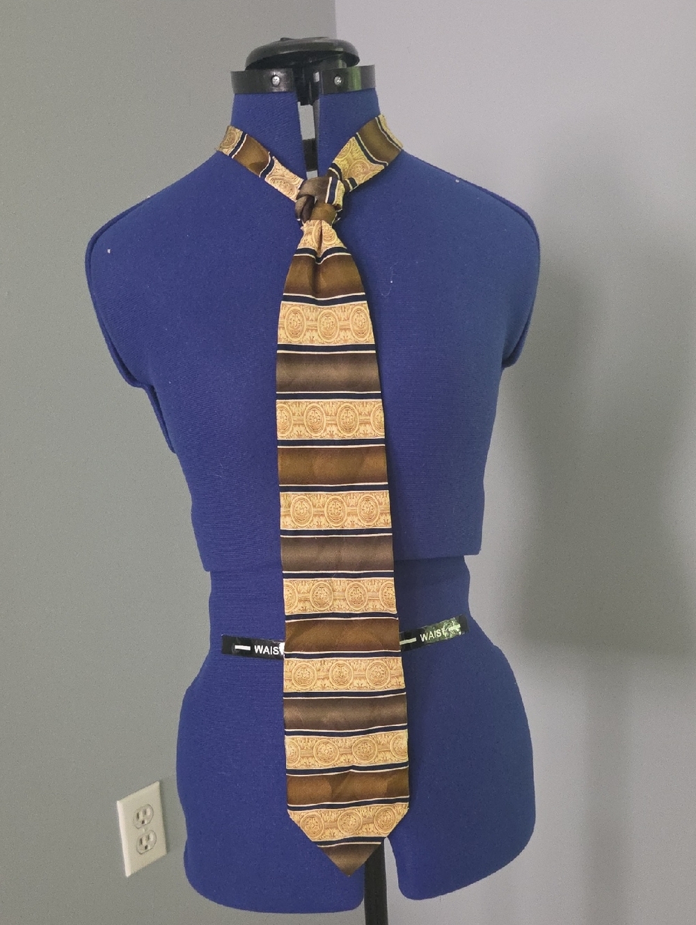 Brown and Gold Patterned Stripe Tie